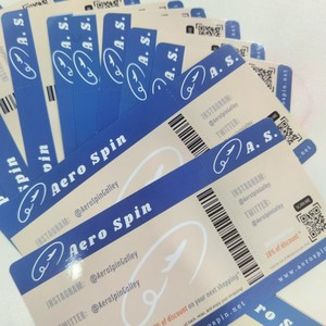 Tùy chỉnh chất lượng hàng đầu sang trọng hãng hàng không Hologram buổi hòa nhạc đục lỗ tổ chức sự kiện thủ công thẻ giấy mã QR máy in vé in - Product Image 6