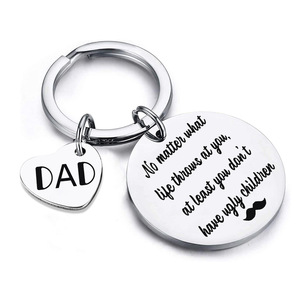 2024 nouvelle lettre en acier inoxydable bijoux fête <span class=keywords><strong>des</strong></span> pères fête <span class=keywords><strong>des</strong></span> mères pendentif <span class=keywords><strong>porte</strong></span>-clés pour cadeau - Product Image 3