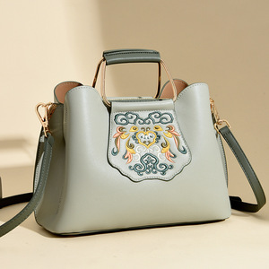 Wholesale Custom Logo Large Capacity Casual Ladies <b>Bags</b> High Quality Pu Leather Fashion Hand <b>Bags</b> Luxury Women Tote <b>Bags</b> - Product Image 1