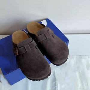 Sandales Birkenstock en cuir de vachette, semelle en liège légère et respirante, demi-ouvertes, rehaussées, à semelle épaisse, bout fermé, doublure en cuir - Nouveauté - Product Image 1