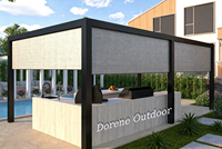 Dapur BBQ Balkon Patio Dengan Pergola Beratap Louvered