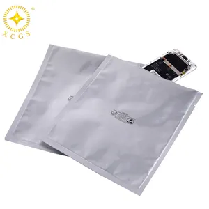 Sac de protection antistatique XCGS sac de protection antistatique ESD en plastique personnalisé pochette de protection métallisée Esd à fermeture éclair refermable