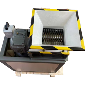 Trituradora pequeña de doble eje para chatarra de Residuos Sólidos Máquina trituradora de plástico y PET de nueva condición con componentes de núcleo de engranaje - Product Image 3