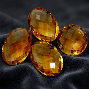 Citrine Synthétique Certifiée, Pierre Précieuse Non Montée, Couleur Jaune, Coupe Ovale, Haute Qualité, Marque Gopika, Origine Rajasthan, 13x18mm, Effet de Couleur - Product Image 1