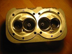 Chính xác tùy chỉnh hợp kim nhôm đúc các bộ phận trọng lực động cơ ống xả cho xe máy ô tô Xi lanh đầu - Product Image 2