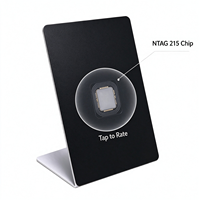 Support de carte NFC vierge blanc en PVC en forme de L pour affichage de table sans contact, certifié ISO14443A CE RoHS, modèle NTAG215