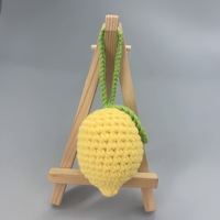Met de hand gehaakte wollen citroensleutelhangers, realistische fruitbedels, tas- en auto-achteruitkijkspiegelversieringen, schattige kleine cadeautjes