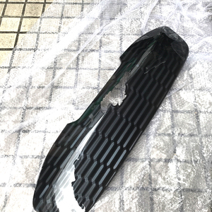 Grille avant de style OE pour <span class=keywords><strong>Ford</strong></span> Mustang MZ8Z8419AAPTM Mach-E 2023-2024 Finition noire brillante en plastique ABS - Product Image 3