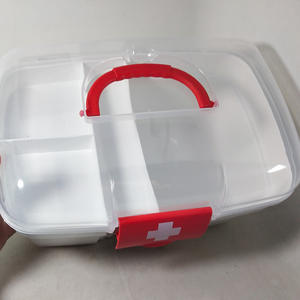 Boîte à médicaments portable en plastique, taille moyenne, blanche avec poignée rouge pour usage domestique - Product Image 1