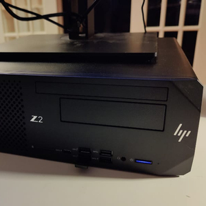 Station de travail de bureau Z2 G8 SFF prenant en charge 8 Go de mémoire / 256 Go Z2 G8 SFF - Product Image 2