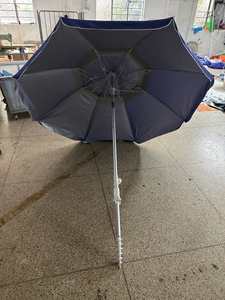 Parasol de plage manuel portable de 6,5 pieds, moderne, à deux sections, rétractable, avec ancre de sable et système de direction, pour l'extérieur et les voyages - Product Image 2