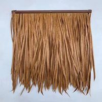 Conception traditionnelle résistant au feu en plastique HDPE synthétique herbe chaume toiture artificielle Tiki cabane mexicaine vente ignifuge