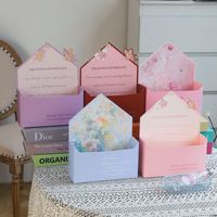 Boîte de fleurs pour la Journée des déesses, arrangement de fleurs fraîches, bouquet de roses, boîte cadeau, boîte d'emballage créative faite à la main, DIY