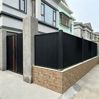 Clôture de jardin en aluminium à lattes verticales sur mesure, revêtement poudré noir, résistante aux intempéries, pour extérieur