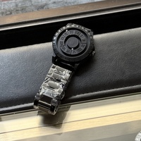 Nouvelle montre à Quartz Ultra Roulette de technologie noire de concepteur de vente chaude pour les hommes femmes nouveau Concept verre magnétique créatif d'alliage