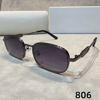 Nouvelles lunettes de soleil carrées de petite taille, style européen et américain, modèle tendance, les mêmes que les influenceuses féminines de Xiaohongshu.