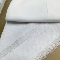 Keffiyeh Shemagh Traditionnel Arabe Blanc en Polyester Jacquard avec Franges pour Hommes – Style Moyen-Orient pour Usage Quotidien