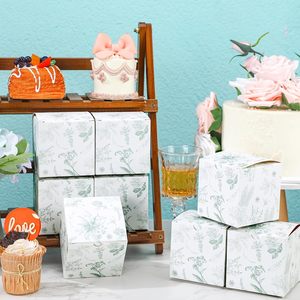 Boîtes cadeaux en papier vert à motifs floraux, style chinoiserie, petites boîtes en papier à fleurs, sacs de fête en papier vert et blanc avec hortensias pour mariage et anniversaire - Product Image 3