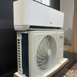 Climatiseur mural split efficace 1HP, économe en énergie, faible bruit, refroidissement et chauffage, idéal pour le bureau - Product Image 4
