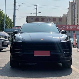 Coche usado 2020 Porsche <span class=keywords><strong>Macan</strong></span> 2,0 T <span class=keywords><strong>SUV</strong></span> de lujo kilometraje 5,9 W km stock disponible para la venta - Product Image 2