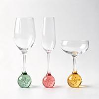 Ensemble de verres à vin, à champagne et à coupes personnalisés Raymond OEM en cristal. 3 pièces avec base en forme de boule à bulles. Bar et mariage de haute qualité.