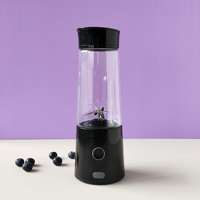 Mini blender électrique Vente en gros Smoothie Jus de fruits frais Mini blender rapide portable Tasses Bouteille Usb Juicers Cup Blenders
