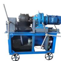 Machine à rouler les filets de tuyaux avec protection contre les surcharges pour éviter les dommages aux composants de l'axe.