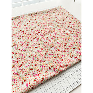 Giardino fiorito in rosa rossa-da tessuti Sevenberry - Product Image 2