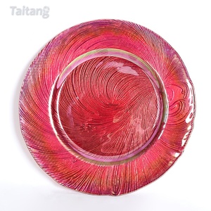 Decorazioni per matrimoni Taitang all'ingrosso <span class=keywords><strong>piatti</strong></span> <span class=keywords><strong>rossi</strong></span> nuovo piatto caricabatterie di lusso elegante - Product Image 1
