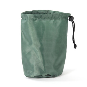 Almohada de viaje inflable en forma de U de poliéster de color sólido con bolsa de almacenamiento para adultos - Product Image 3