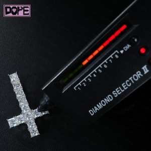 Pendentif Moissanite VVS S925 Silver Princess Cut Diamond <span class=keywords><strong>Tennis</strong></span> Upside Down Cross Charm Pendentif Moissanite personnalisé - Product Image 2