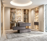 Dressing Moderne de Luxe, Armoire Personnalisée avec Îlot de Rangement Flottant, Éclairage LED et Panneau en Marbre