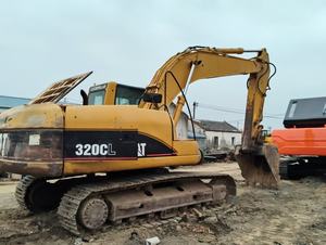 Vente flash : Excavatrice d'occasion 320CL 20 tonnes modèle 2022, 100% prête, bon état de marche, prix bas, moteur, engrenage, roulement, cœur - Product Image 3