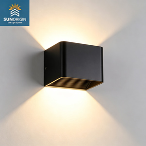 Promotion : Applique Murale LED Encastrée Moderne Simple Noire et Blanche pour Intérieur, Contrôle par Interrupteur, Idéale pour Couloir, Escalier, Corps en Fer, Maison et Bureau - Product Image 4