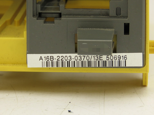 A16B-2203-0370/13E PLC güç kaynağı 2 yuvalı şasi ünitesi - Product Image 3