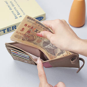 محفظة نسائية رفيعة حافظة جواز سفر من الجلد الطبيعي حجب بطاقات Rfid للرجال والنساء حامل جواز سفر سفر تذكرة طيران محفظة بطاقات ائتمان - Product Image 4