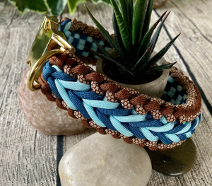 Kalung Anjing Latihan Besar Warna Coklat Biru Buatan Tangan yang Dapat Disesuaikan dengan Gesper Paracord untuk Anjing Kecil dan Sedang - Product Image 2