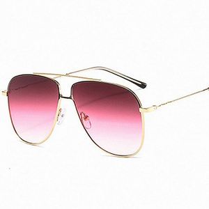 Gafas de Sol de Moda 2020 con Logotipo Personalizado, Montura Metálica, Lentes Degradadas, Protección UV400, Gafas de Sol Extra Grandes para Mujer - Product Image 3