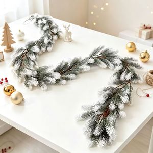 Guirlande artificielle en sapin Dreamweaver Creativity, 1,9 m, blanc grisâtre avec pommes de pin, pour la décoration de table de Noël - Product Image 1