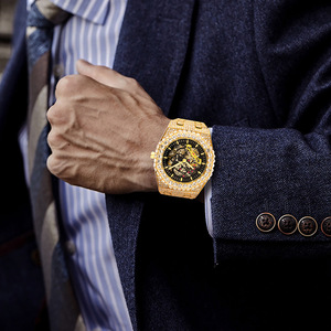 Montre-Bracelet Squelette Mécanique Homme Tendance Plaqué Or Zircon Luxe <span class=keywords><strong>Femme</strong></span> Fantaisie Iced Out Tourbillon - Product Image 2