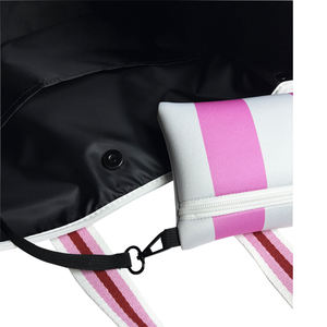 La borsa tote definitiva per tutti i giorni: borsa impermeabile in neoprene per donna, grande con tasche per lavoro, viaggi, spiaggia e palestra - Product Image 6