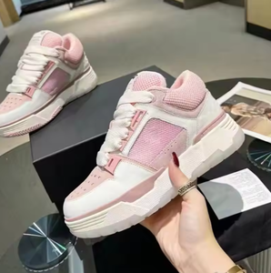 Scarpe di Lusso da Designer Nere e <span class=keywords><strong>Bianche</strong></span>, <span class=keywords><strong>Sneakers</strong></span> Casual in <span class=keywords><strong>Pelle</strong></span> e Gomma per <span class=keywords><strong>Uomo</strong></span>, Stile Amiry per Camminata - Product Image 4