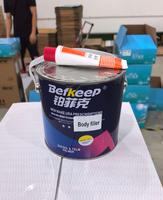 Mastic de remplissage pour carrosserie 1K 2K en polyester à séchage rapide et à haute teneur en solides, excellente propriété de ponçage facile, revêtement de surface lisse