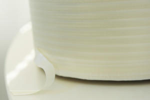 Ruban adhésif permanent pour scellage de sacs de la marque Carte Dozio avec revêtement lisse ou gaufré, matériel d'emballage - Product Image 2