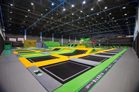 Parc de trampolines commercial personnalisé de petite taille avec mur de jeu interactif, fosse à balles et zone de jeux multi-activités pour centre commercial et centre de jeux