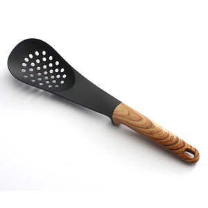 Juego de 7 utensilios de cocina: cuchara para sopa, cuchara para espaguetis, espátula, espátula ranurada, cucharón con soporte de almacenamiento - Product Image 4