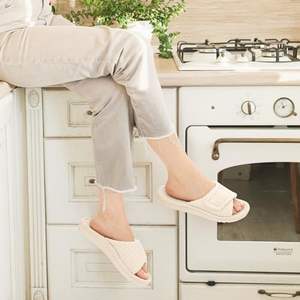 Chaussures d'intérieur pour femmes en fourrure, avec <span class=keywords><strong>semelle</strong></span> extérieure respirante en EVA, soutien de la voûte <span class=keywords><strong>plantaire</strong></span> réglable, bout ouvert, pour l'été et l'automne - Product Image 6