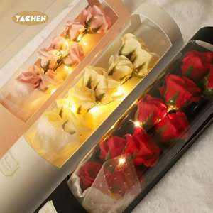 Vente en gros de YACHEN <span class=keywords><strong>Cadeau</strong></span> de Saint Valentin <span class=keywords><strong>Cadeau</strong></span> de fête des mères Bouquet de savon Seau de câlin Superbe boîte <span class=keywords><strong>cadeau</strong></span> de fleurs artificielles - Product Image 6