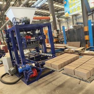 Machine à mouler des blocs de béton QT4-24 pour le marché africain, machines de fabrication de briques emboîtables - Product Image 1