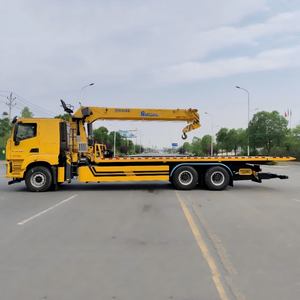 Laadbak Sleepwagen Uitgerust Met Een 8-Tons Kraan Voor Noodhulp - Product Image 4